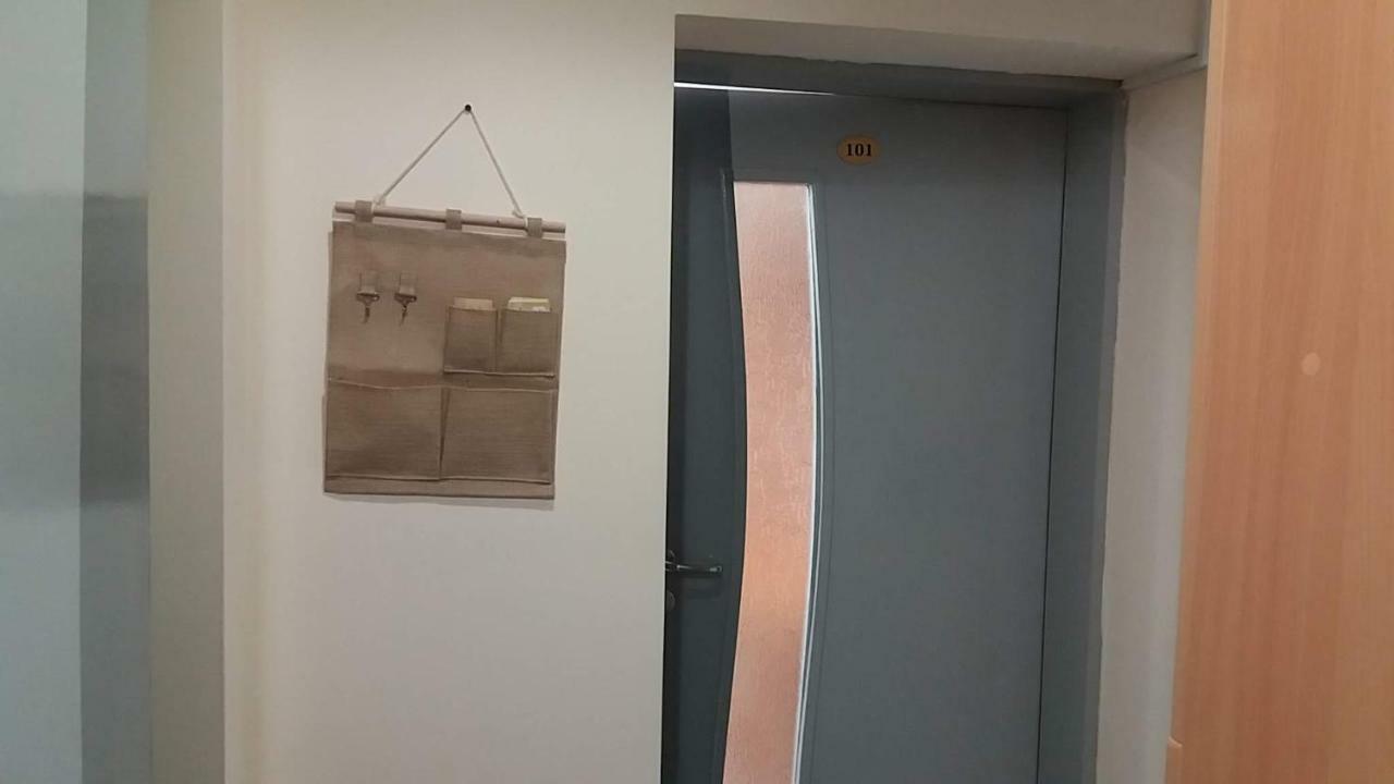 Нощувки Ботеви シュメン エクステリア 写真