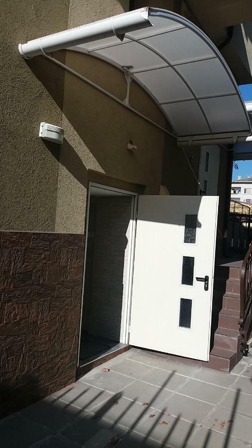 Нощувки Ботеви シュメン エクステリア 写真
